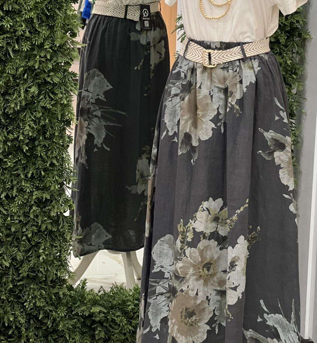 Yalangoch qizil sochli gozallik Toliq nemis ayollari bilan jinsiy aloqa