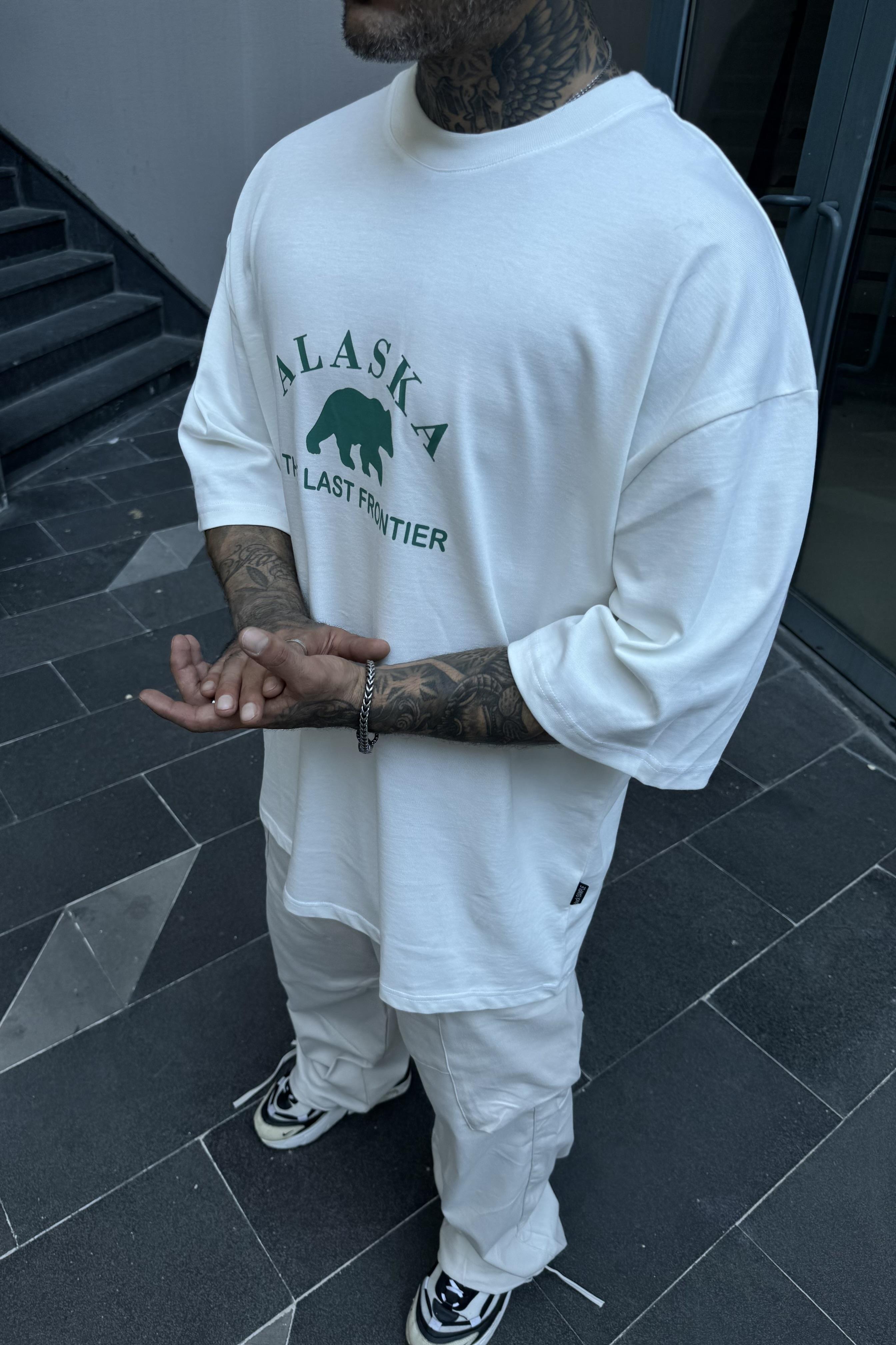 Alaska oversize beyaz tshirt