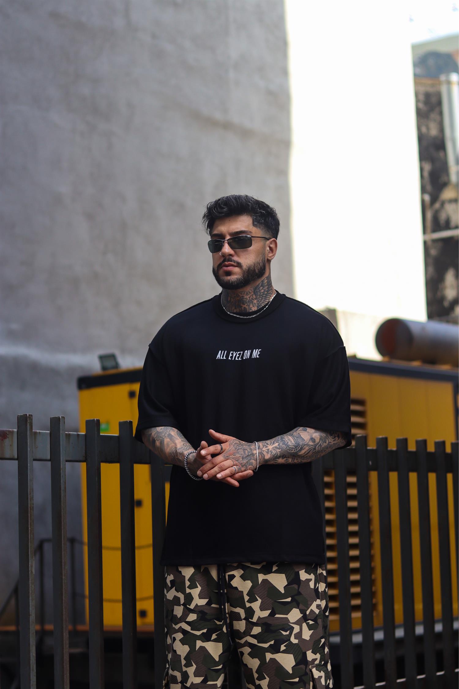 All eyez on me oversize tshirt