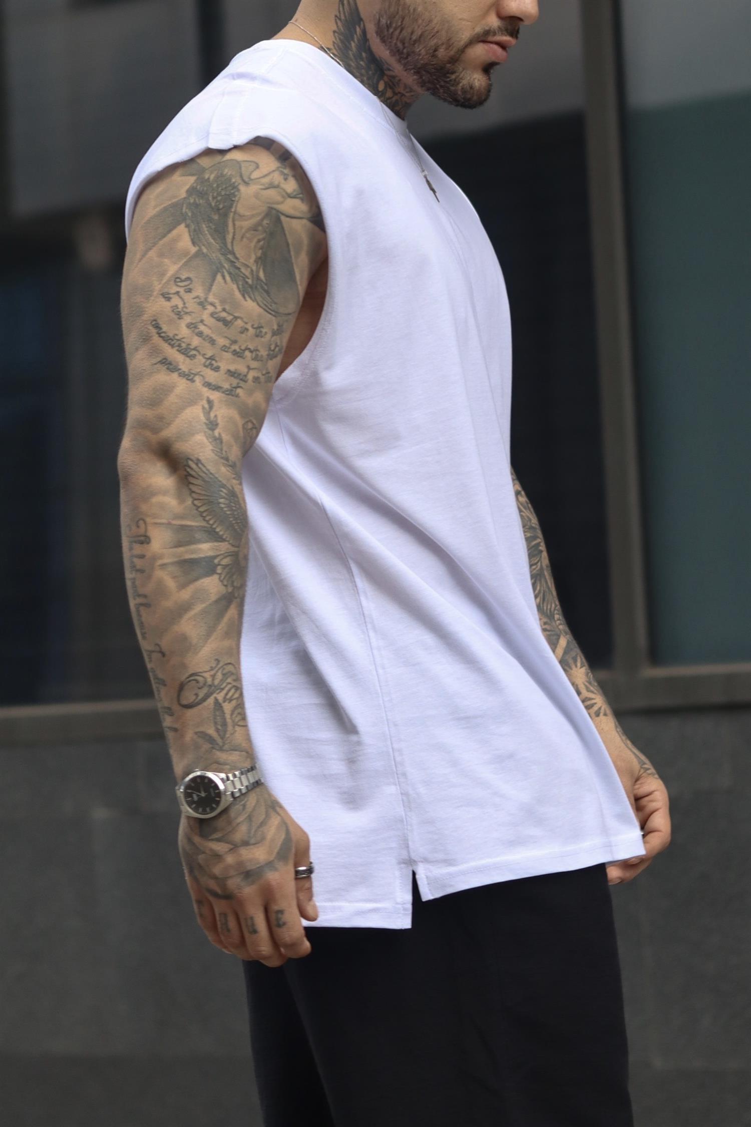 Basic beyaz sıfır kol atlet