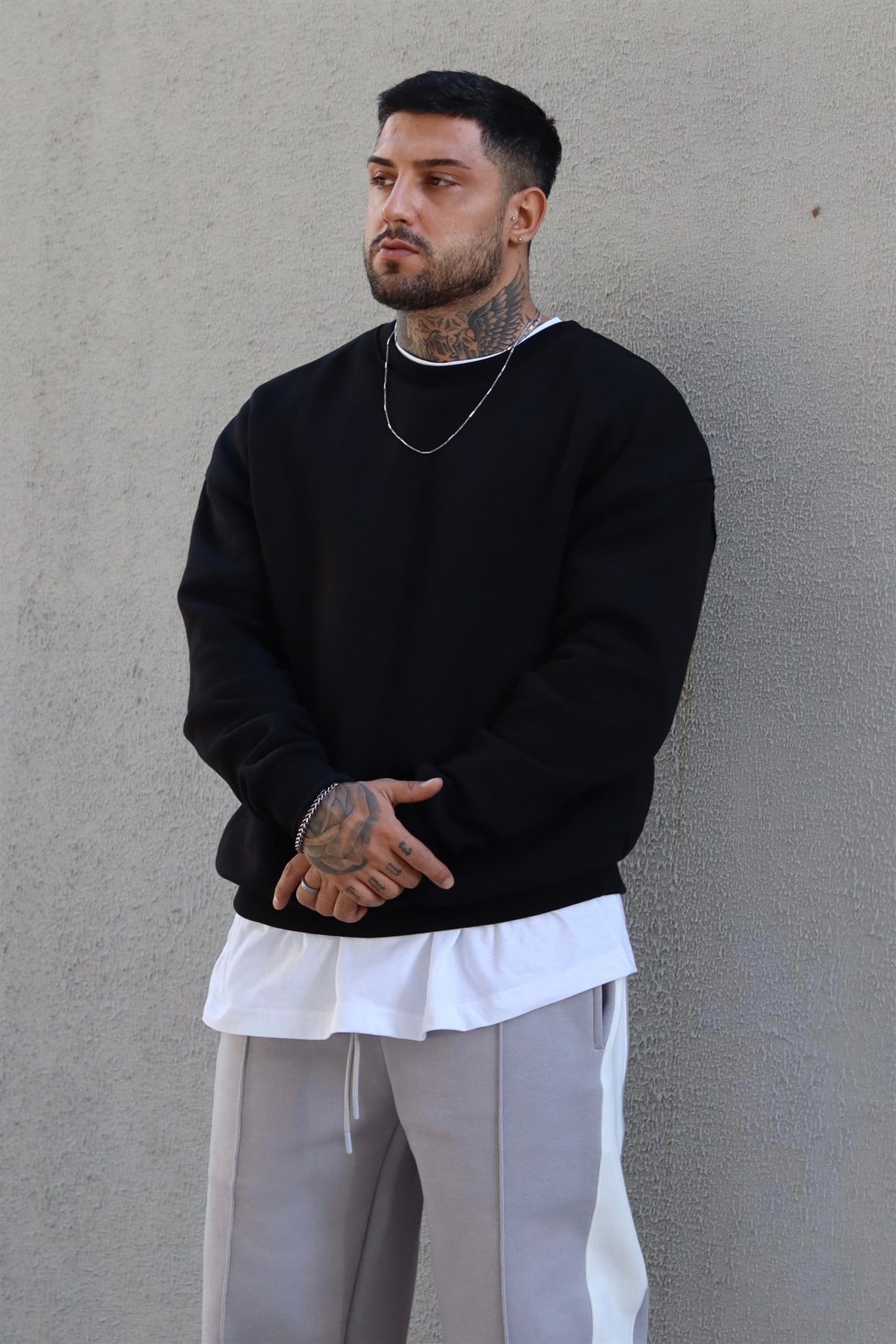 Basic oversize siyah sweatshirt