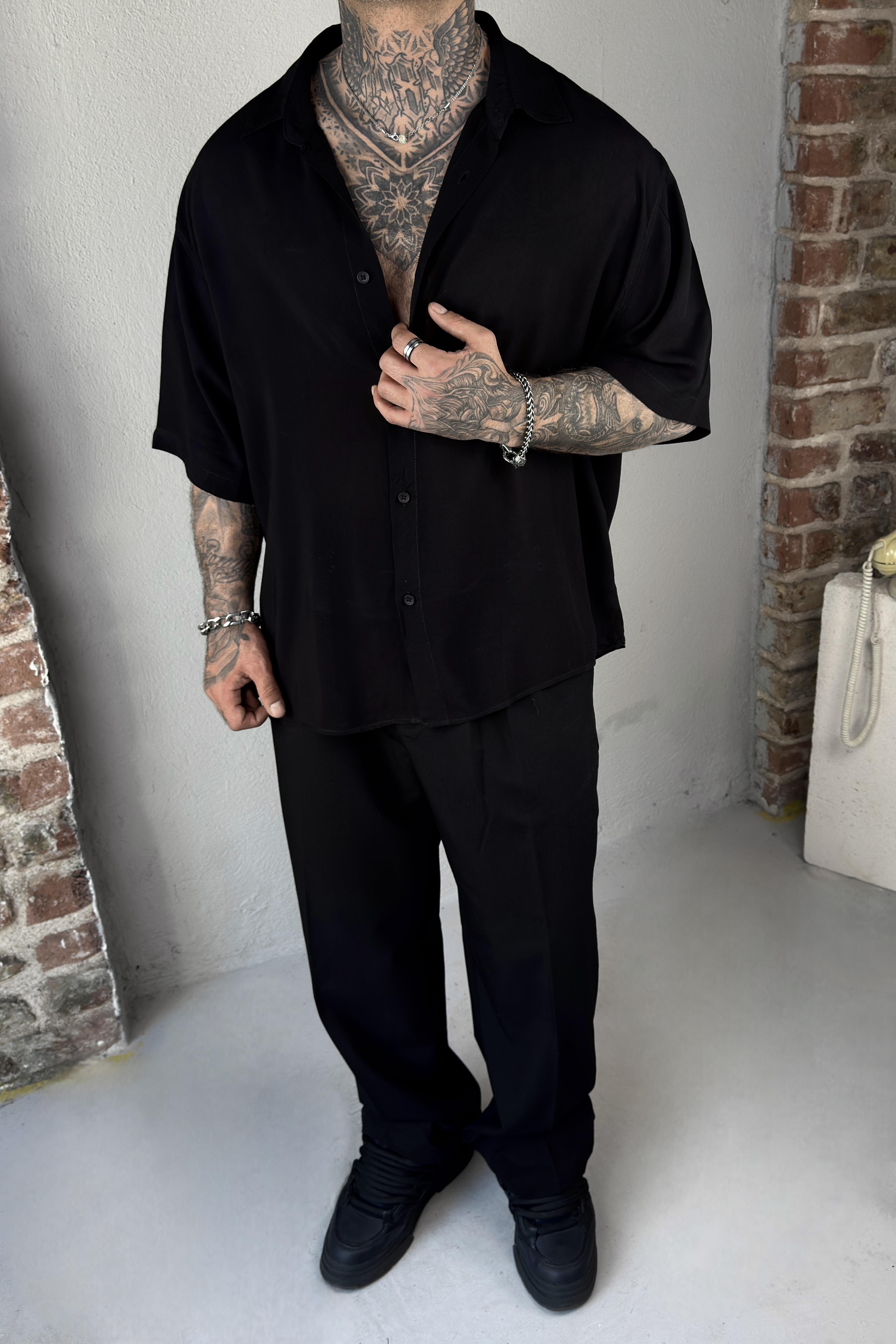 Basic Siyah Oversize Gömlek