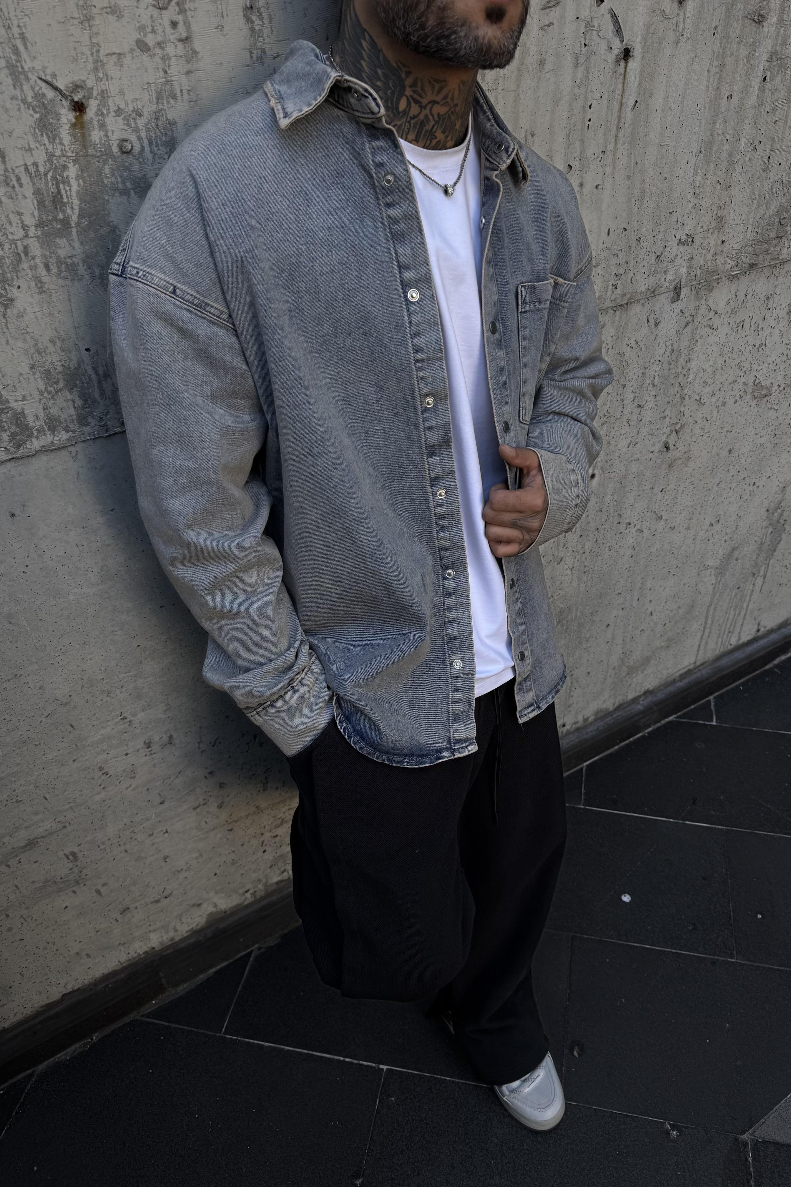Denim eskitme oversize gömlek