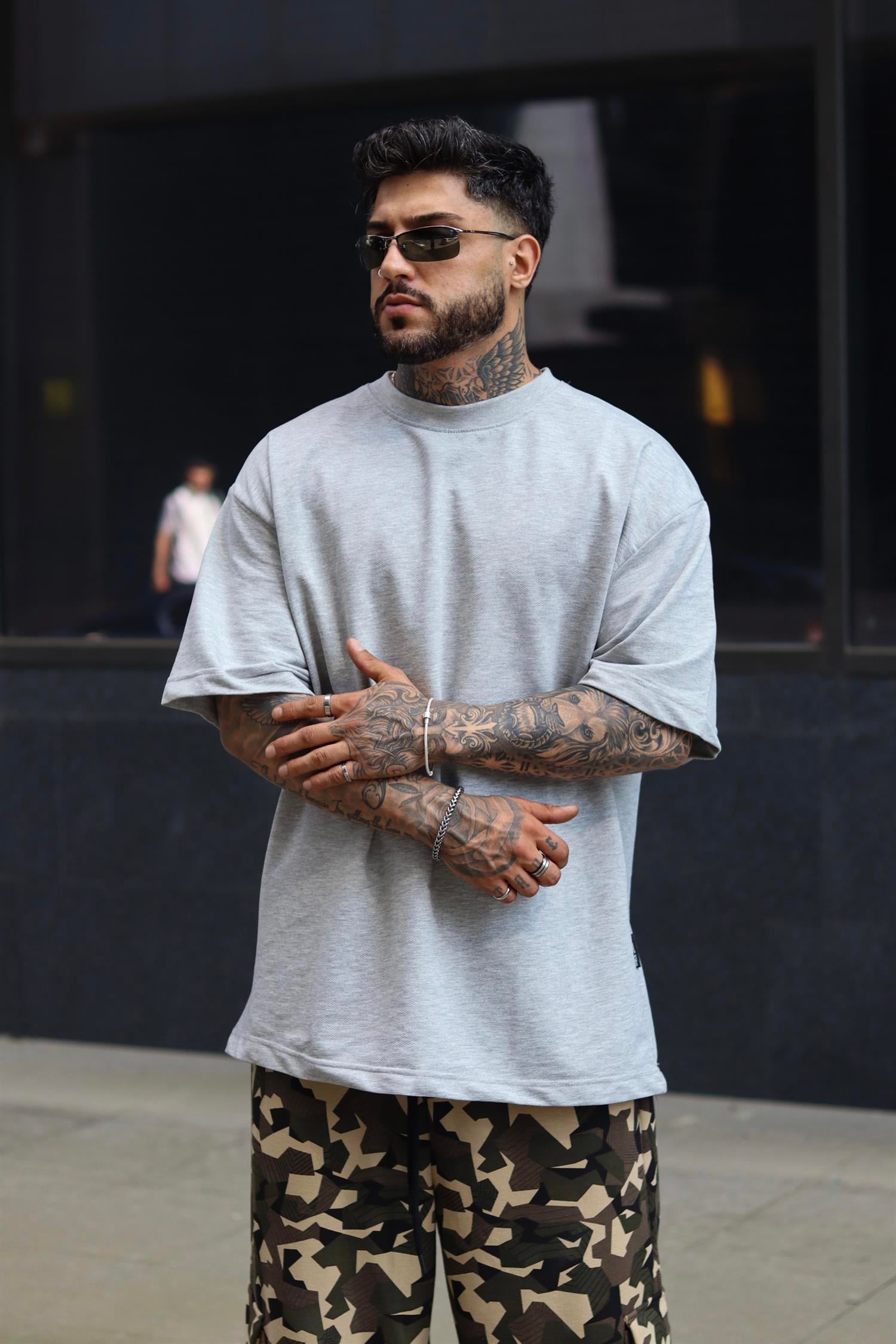 Grey oversize tshirt