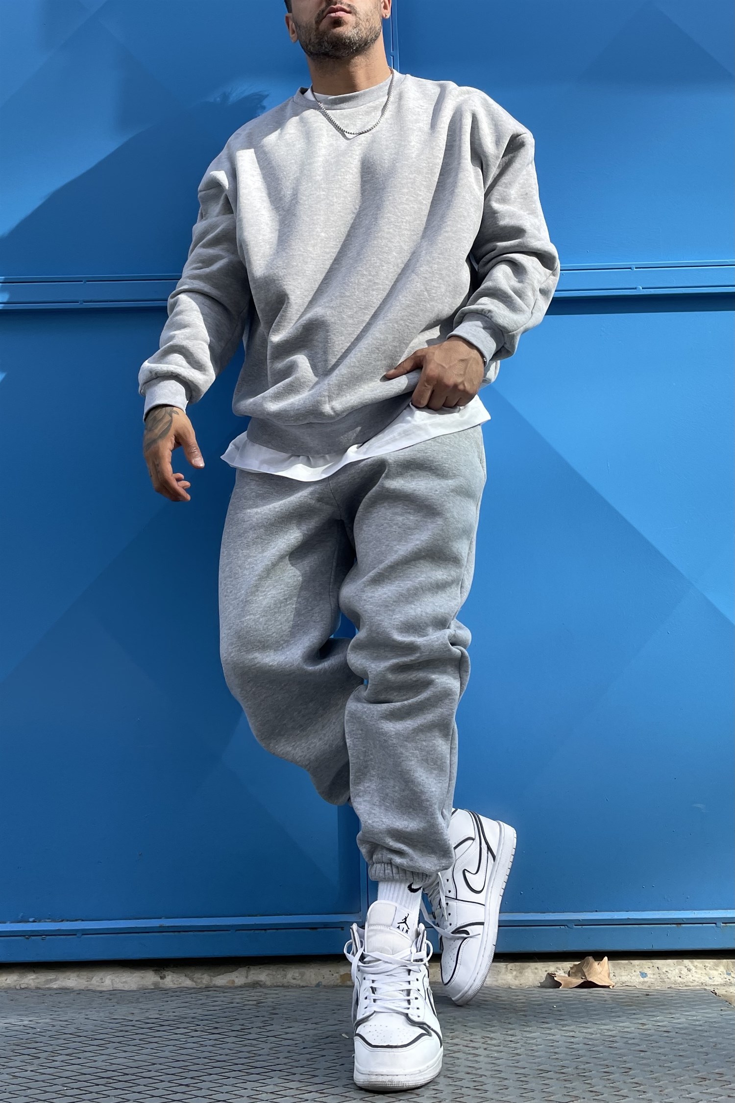 greymelange track suit