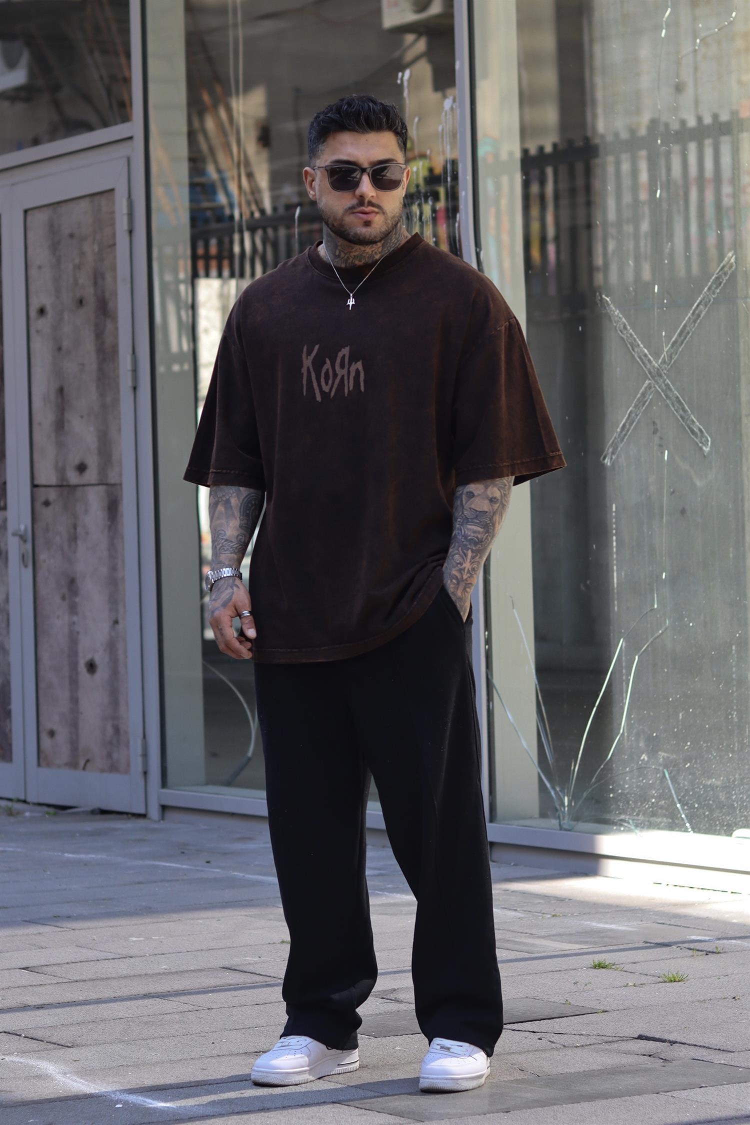 Korn yıkamalı oversize tshirt