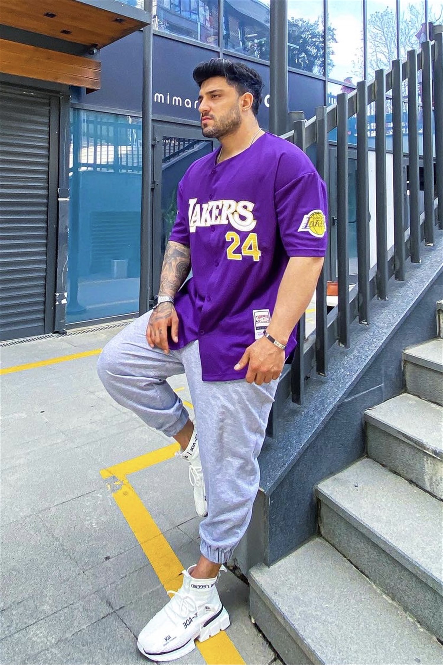 Lakers mor gömlek