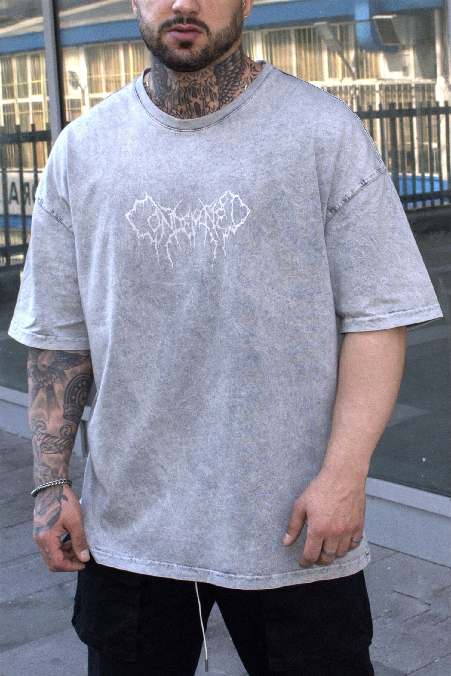 Memories acid wash tshirt