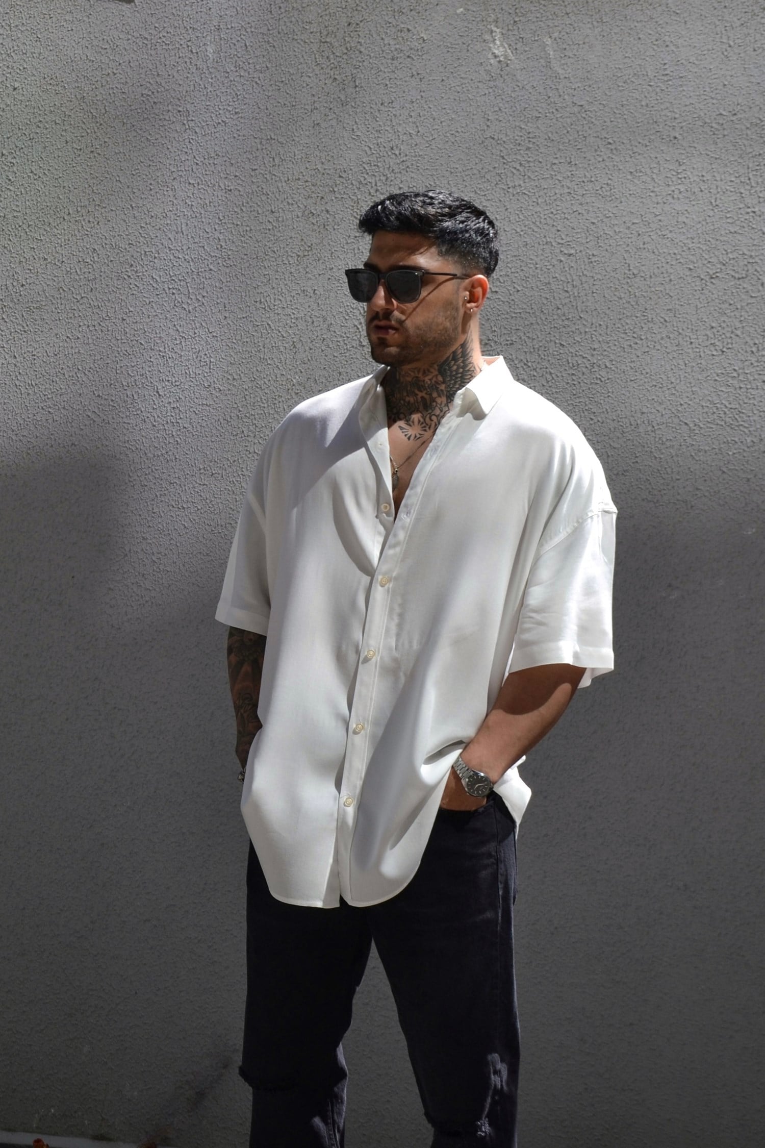Oversize basic beyaz gömlek