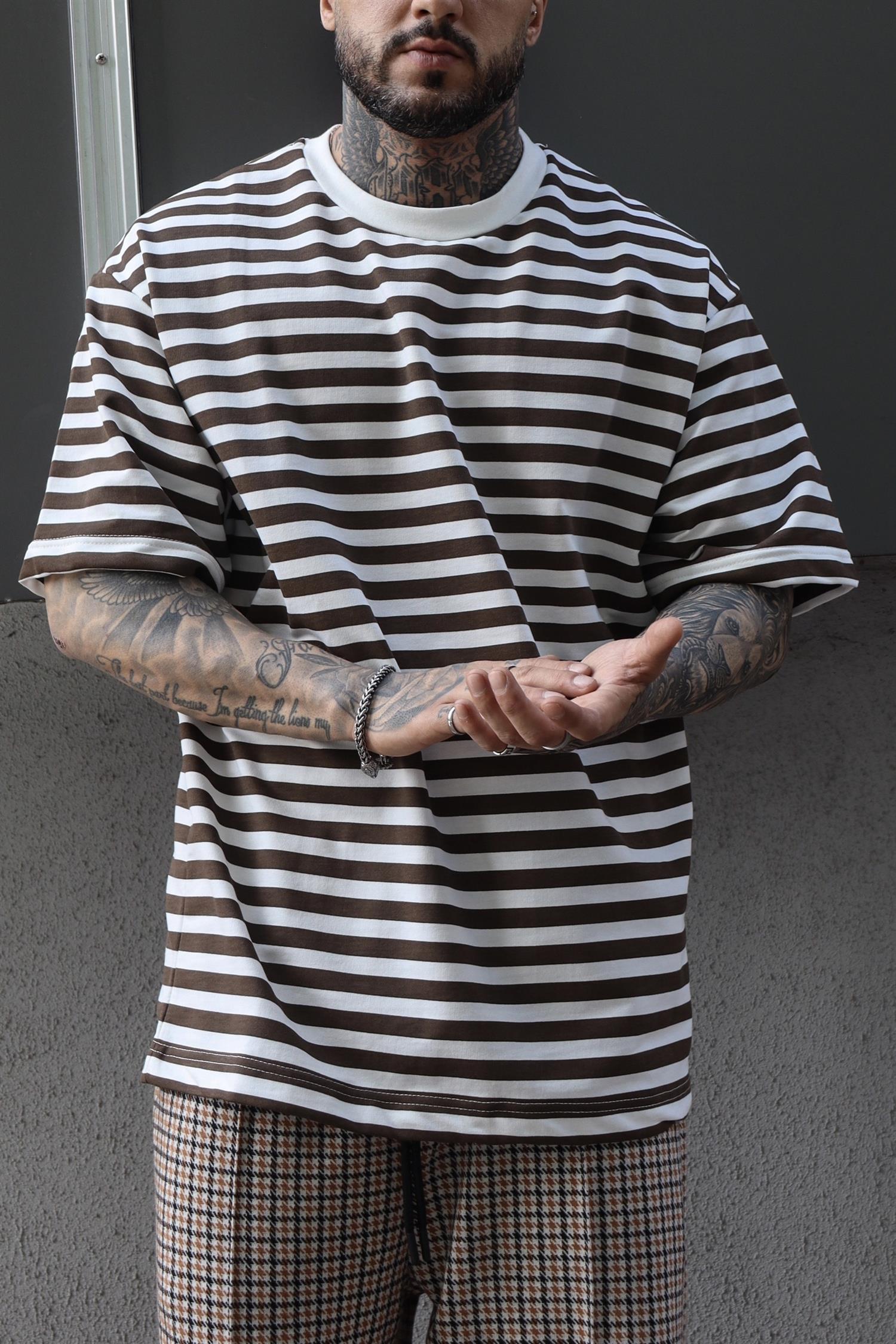 Oversize çizgili tshirt