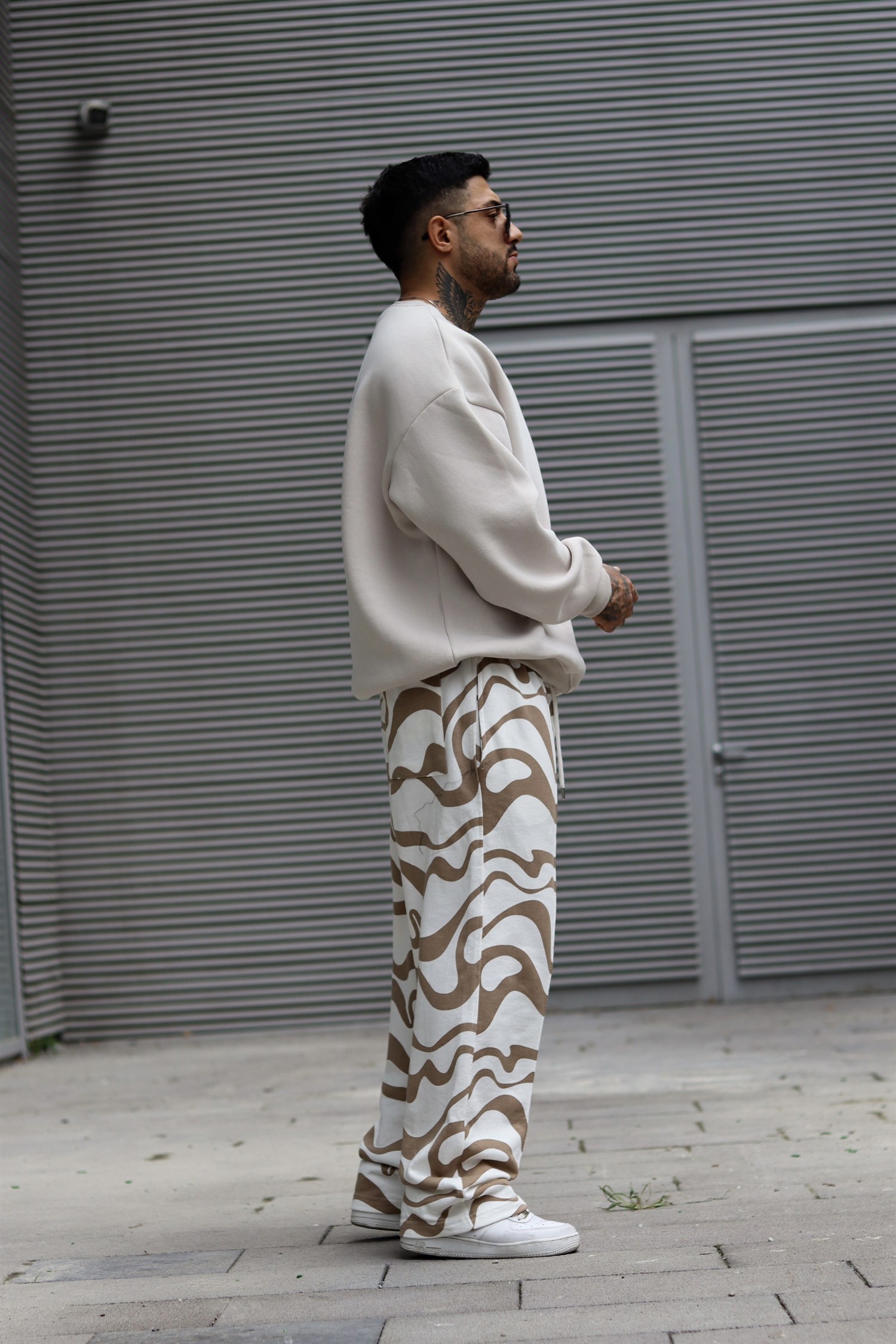 Oversize ekru sweatshirt