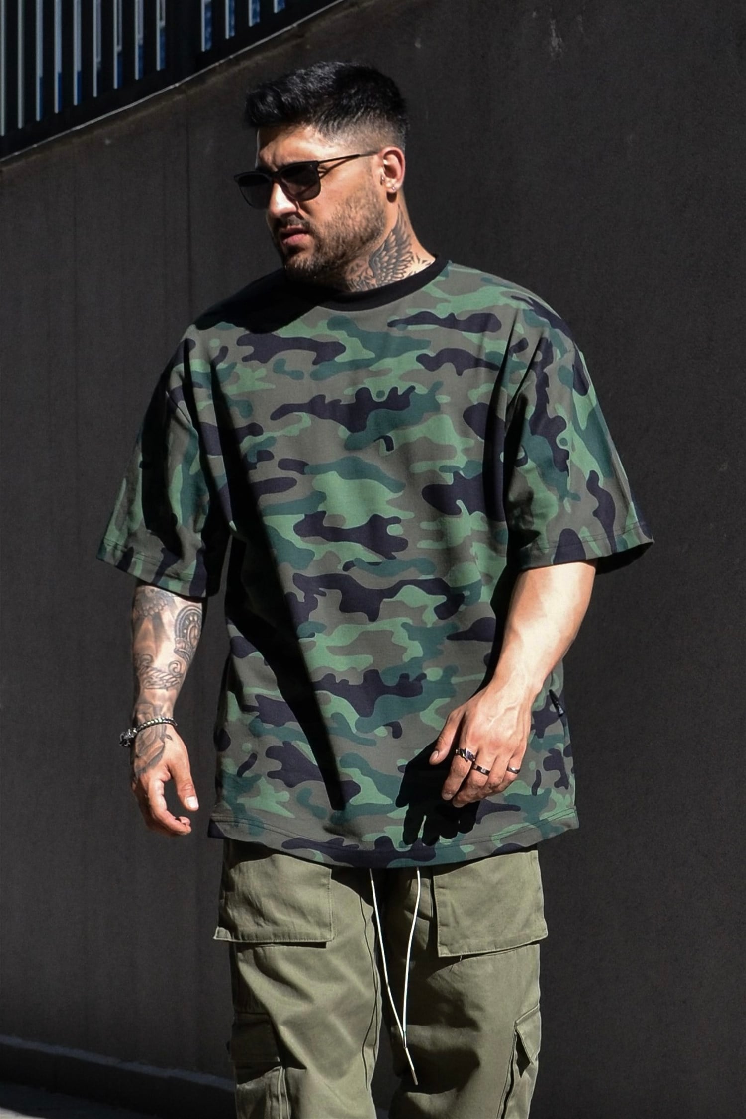 Oversize kamuflaj t-shirt