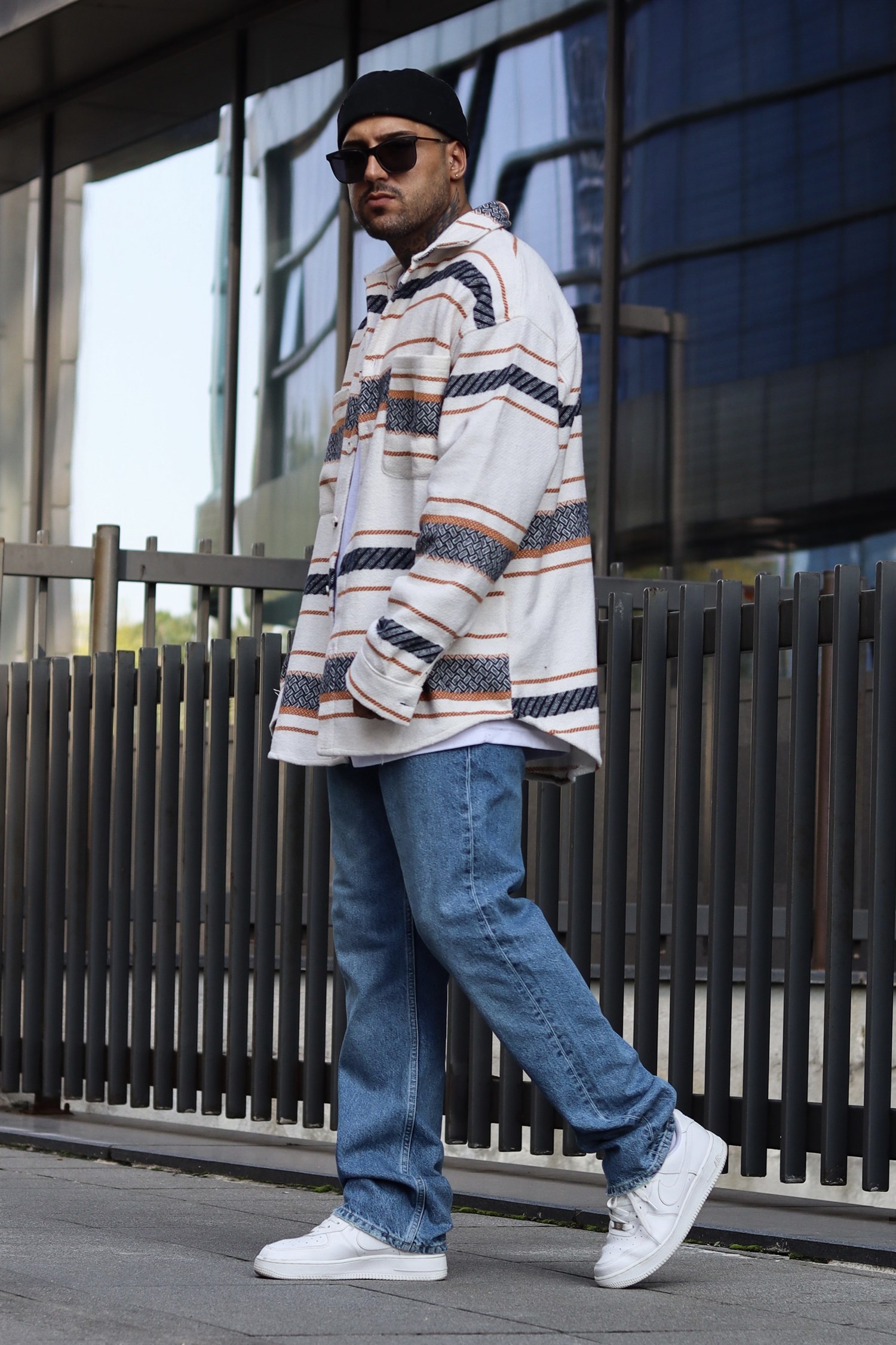Oversize kaşe gömlek kırık beyaz