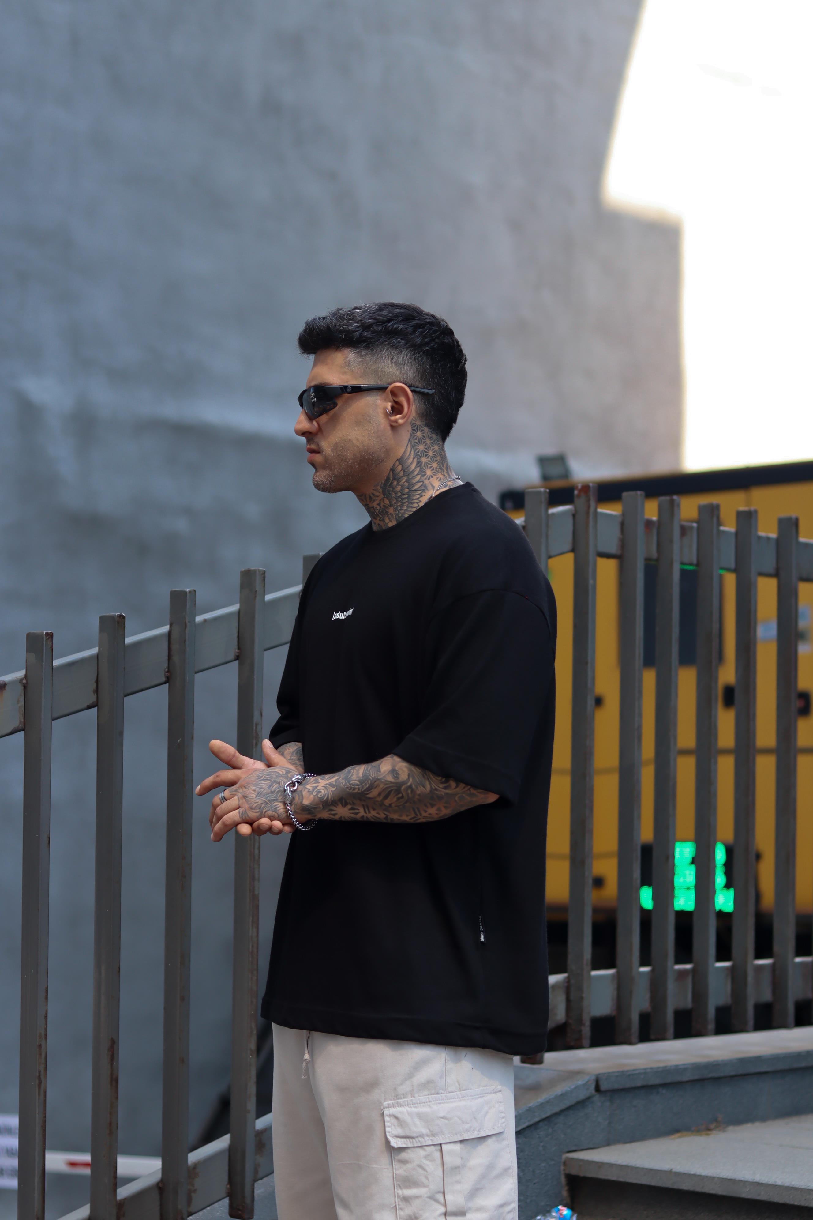Oversize siyah adult tshirt
