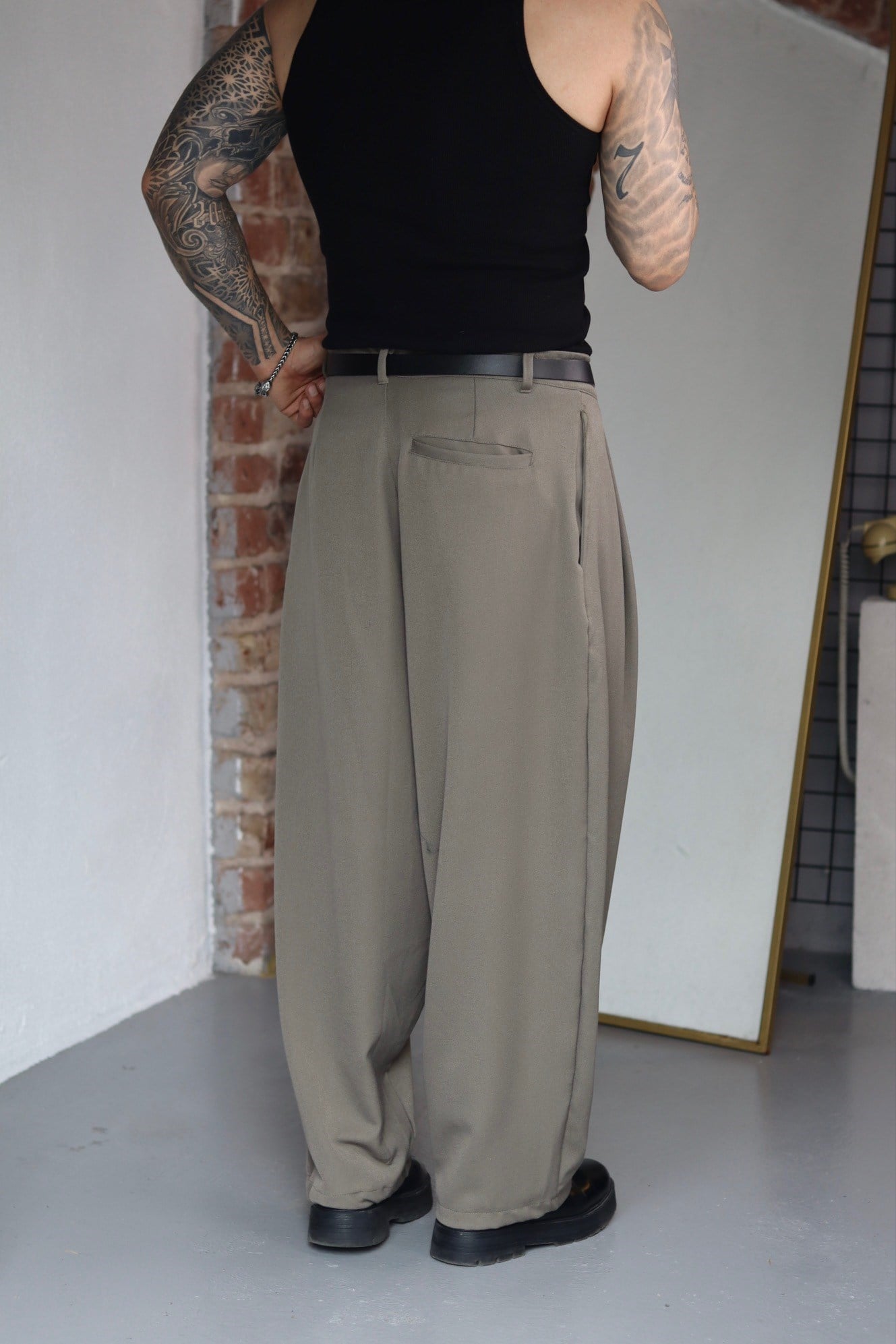 Pileli Haki Ekstra Baggy Kumaş Pantolon