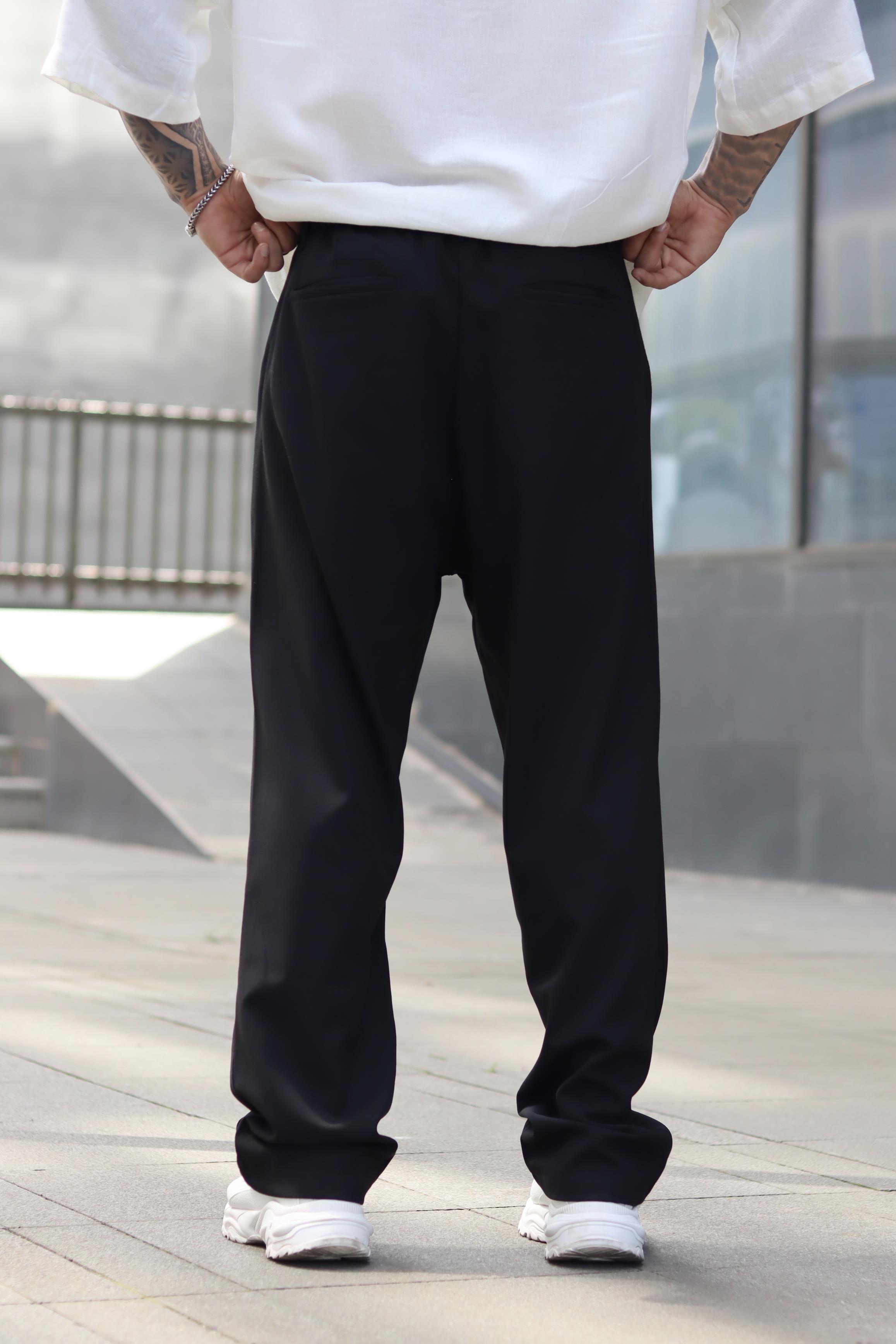 Pileli siyah baggy pantolon