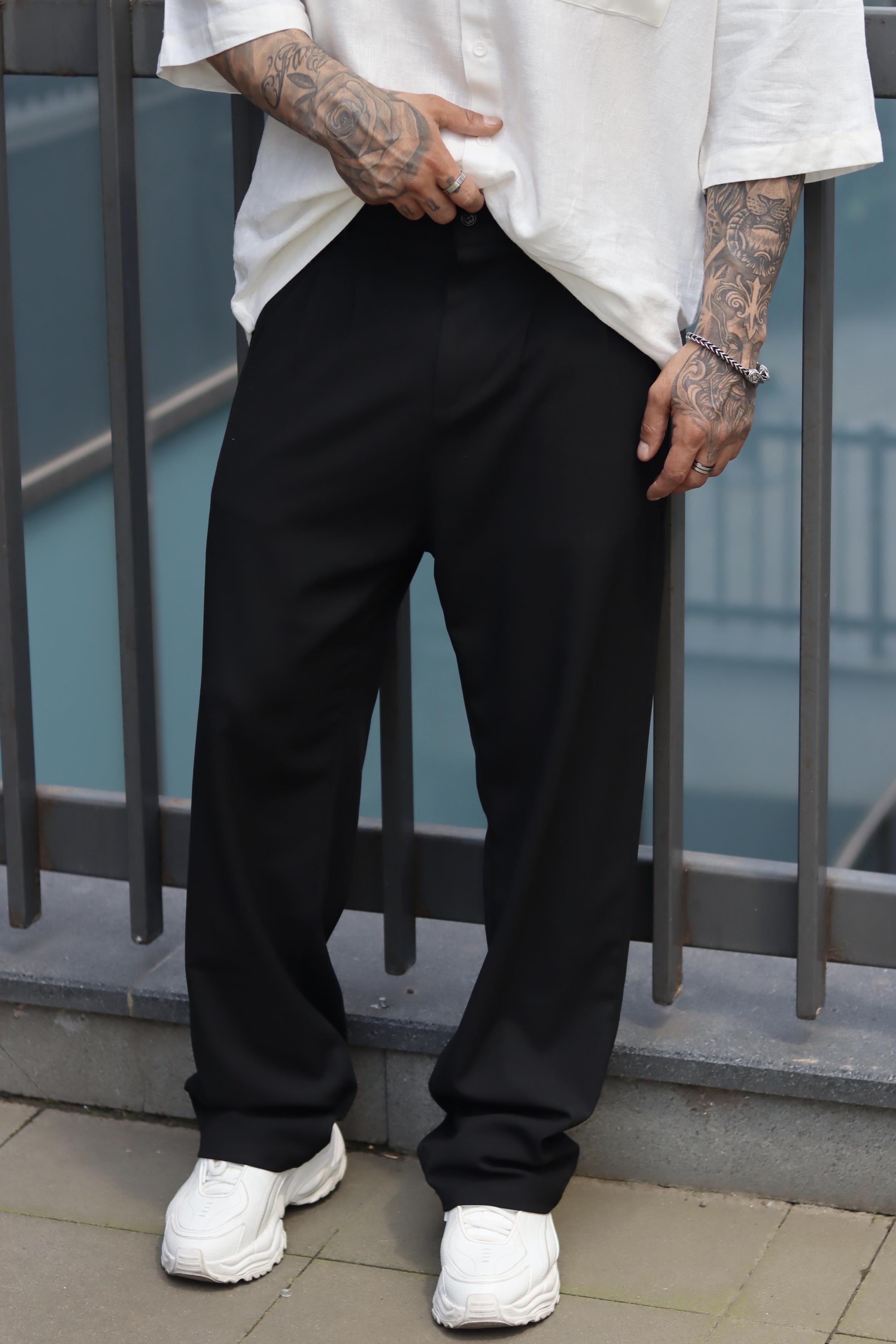 Pileli siyah baggy pantolon