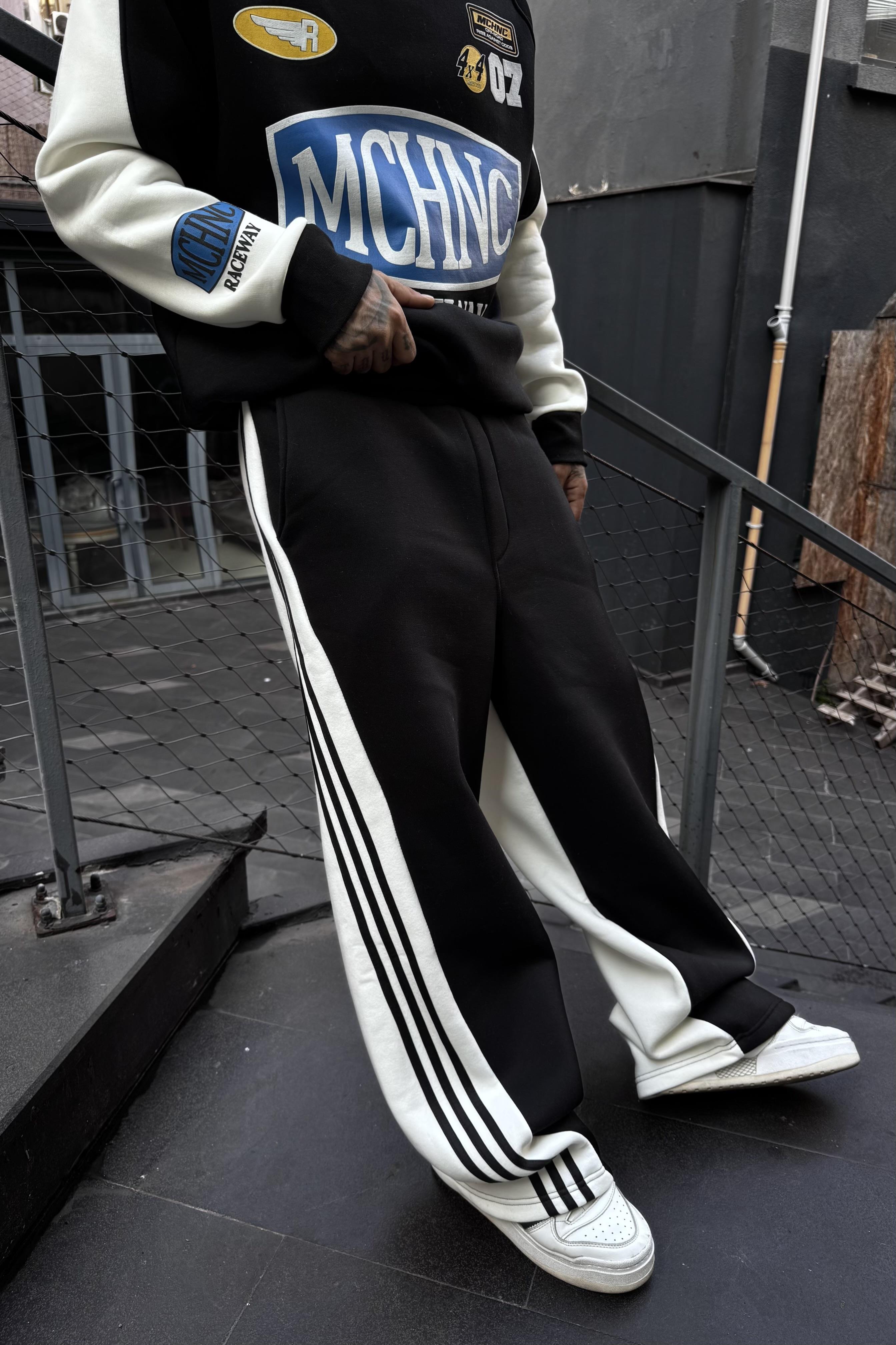 Racecrew baggy sweatpants