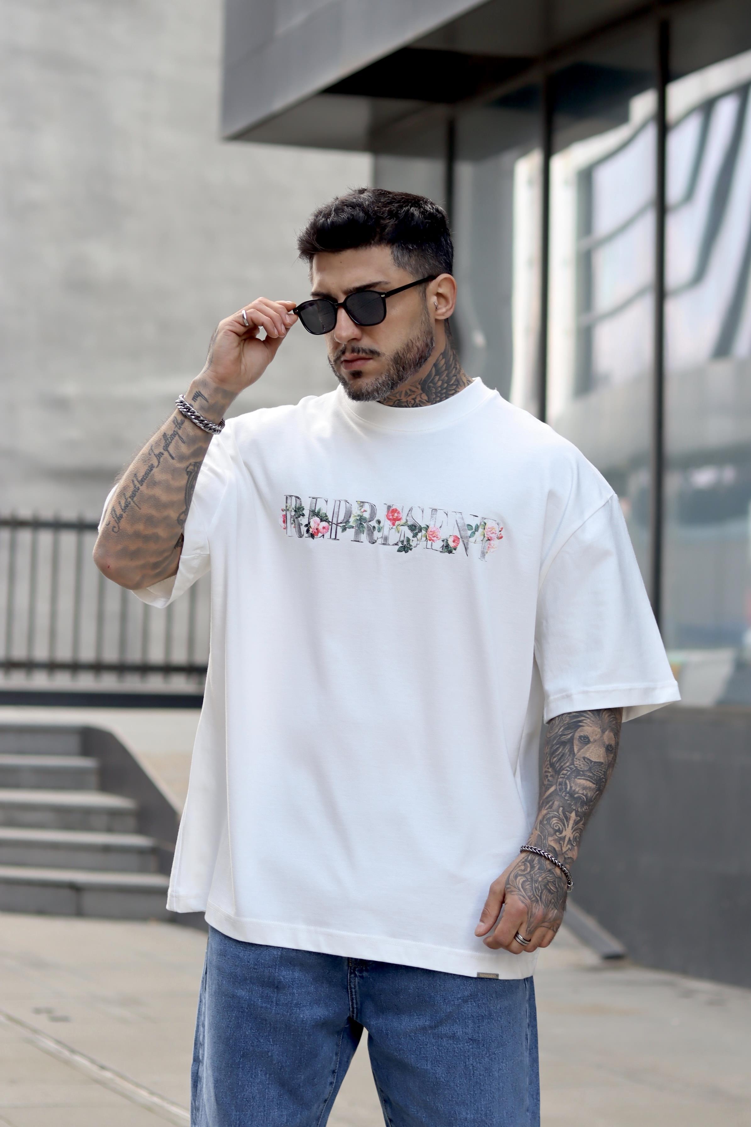 Represent special oversize tshirt
