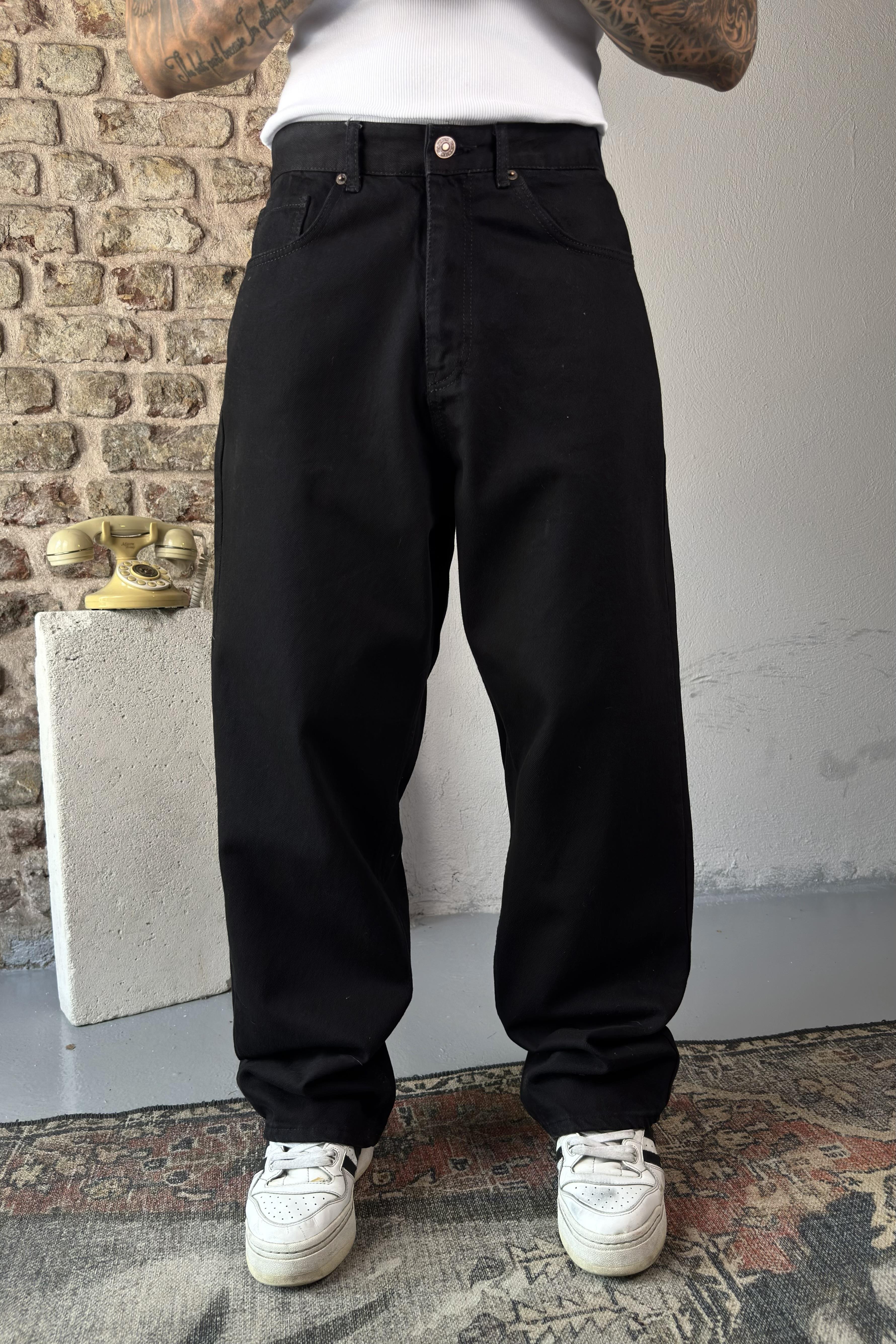 Siyah baggy pantolon