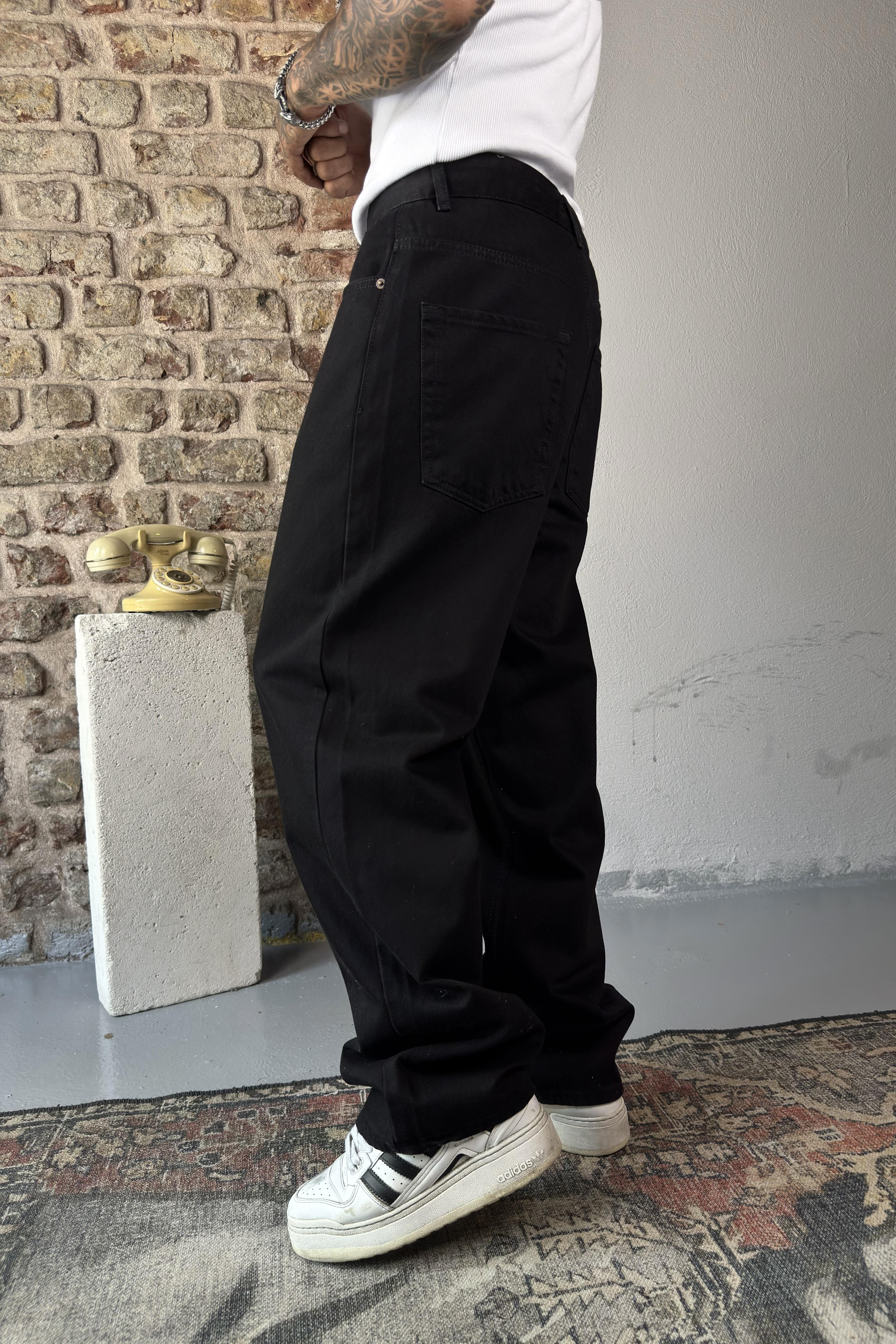Siyah baggy pantolon