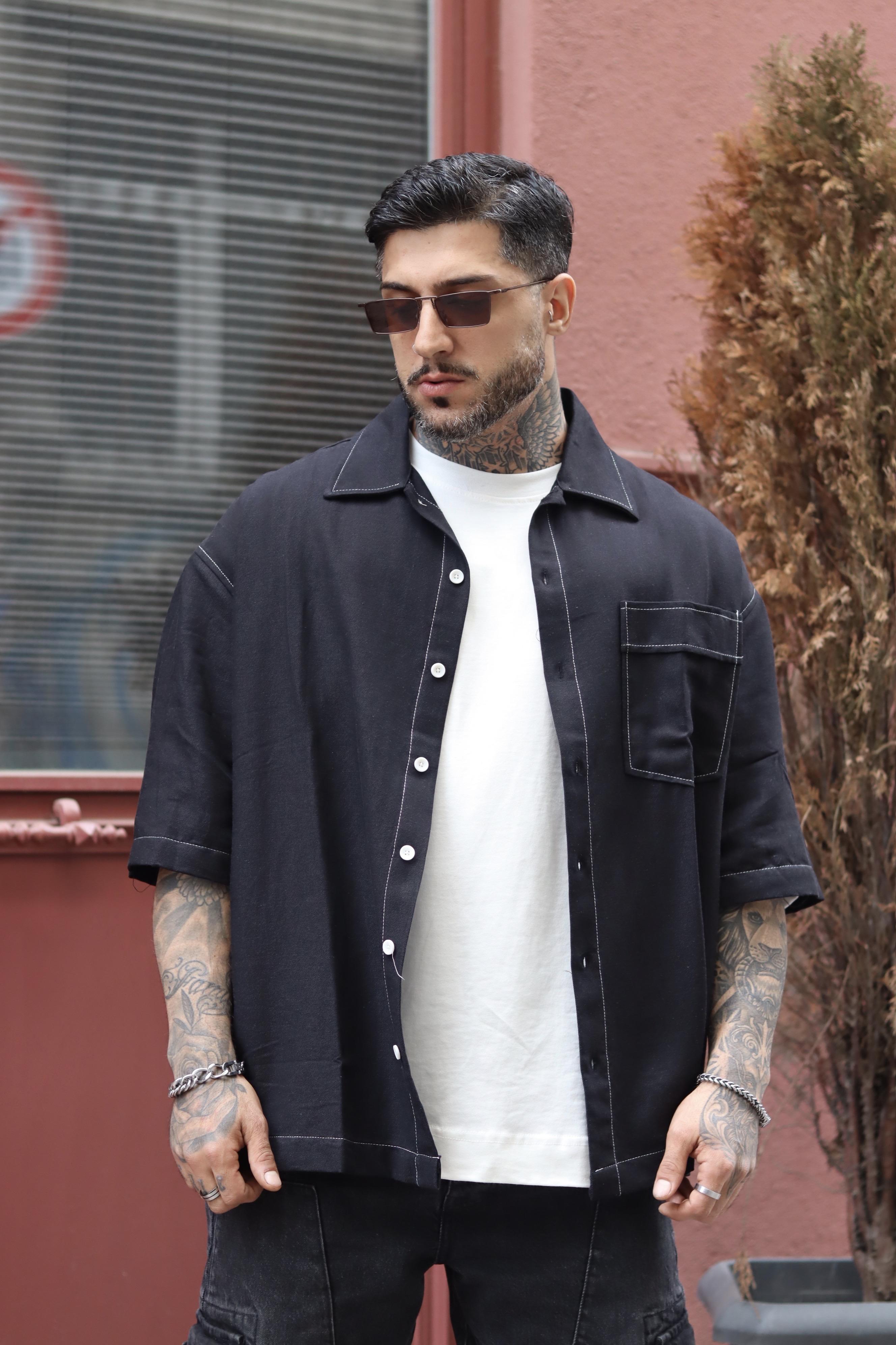 Siyah dikiş detaylı oversize gömlek