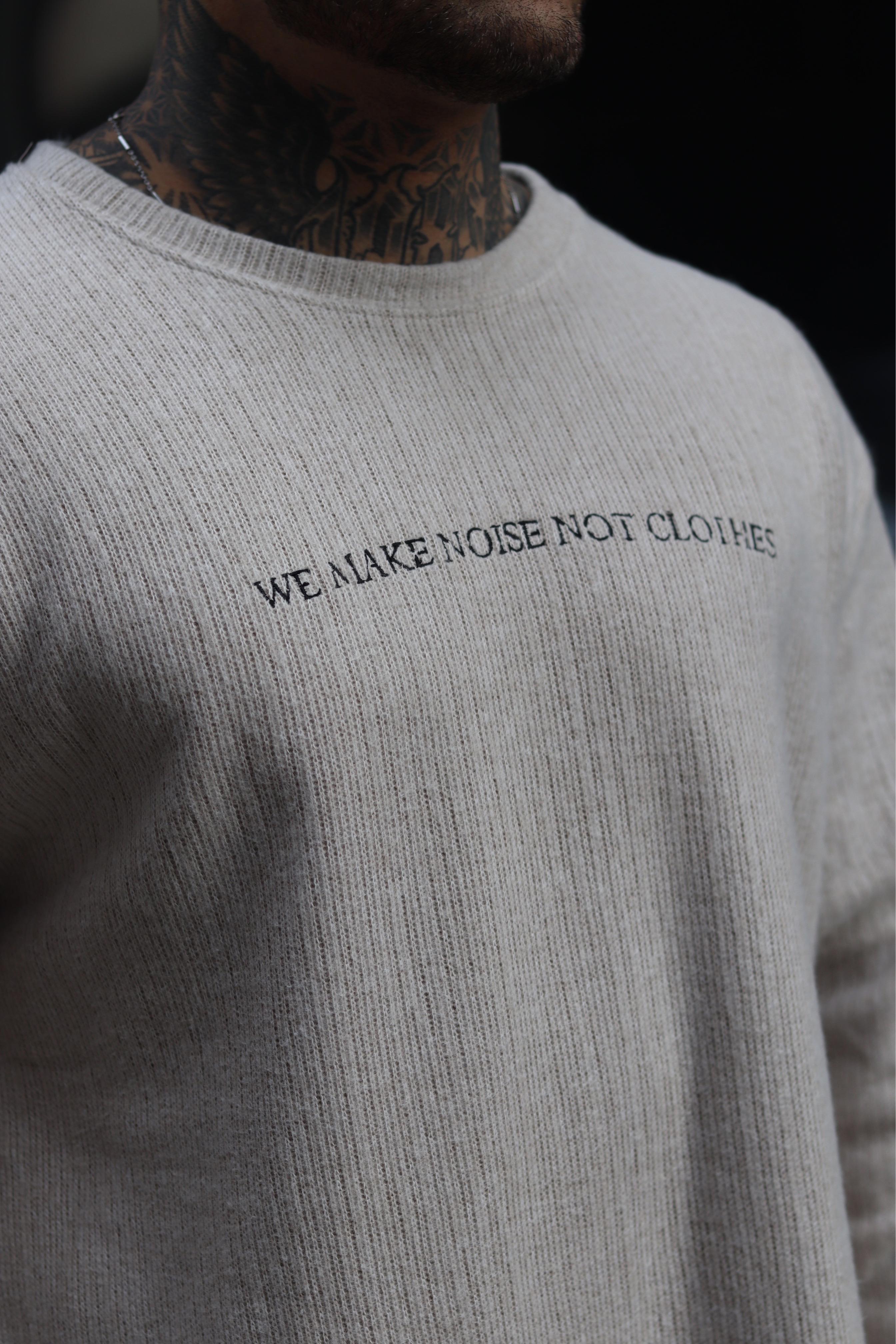 We make oversize sweatshirt