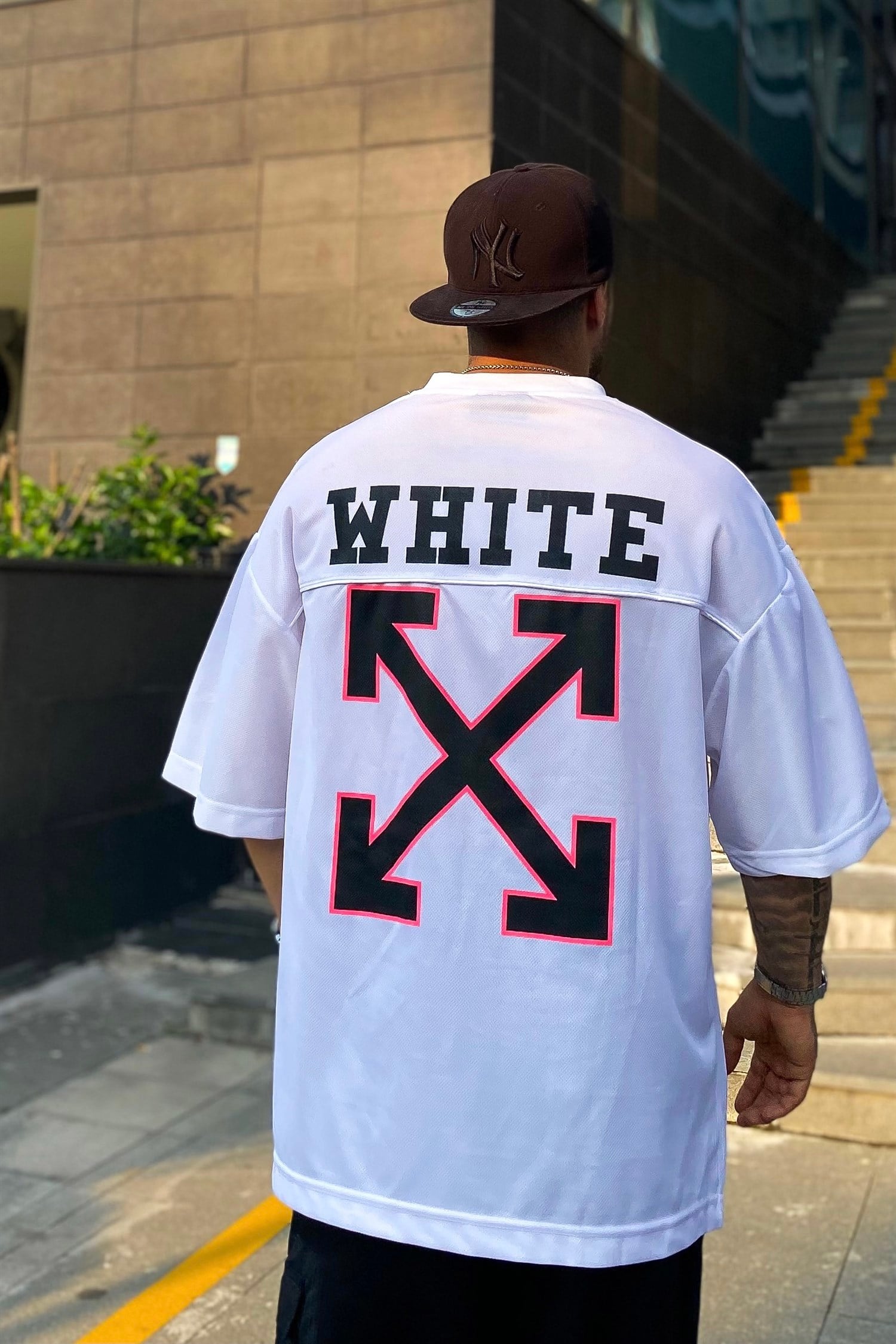 White super oversize forma