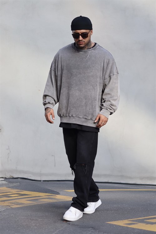 Acid wash oversize sweatshirt