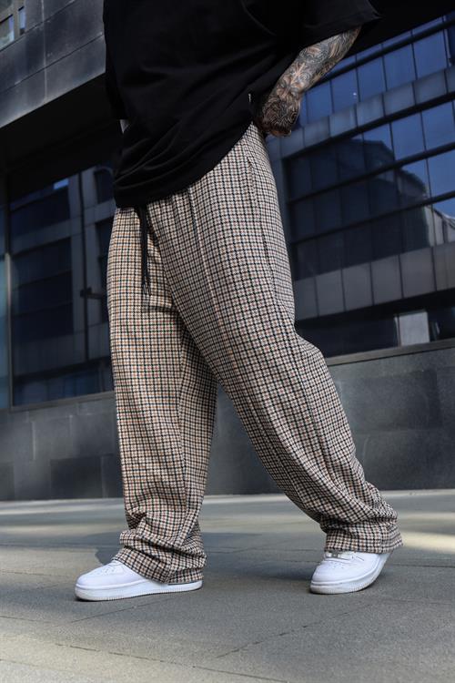 Baggy sweatpants