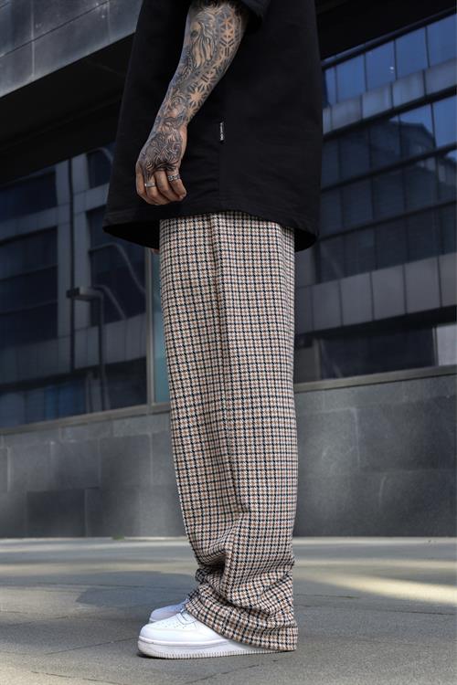 Baggy sweatpants