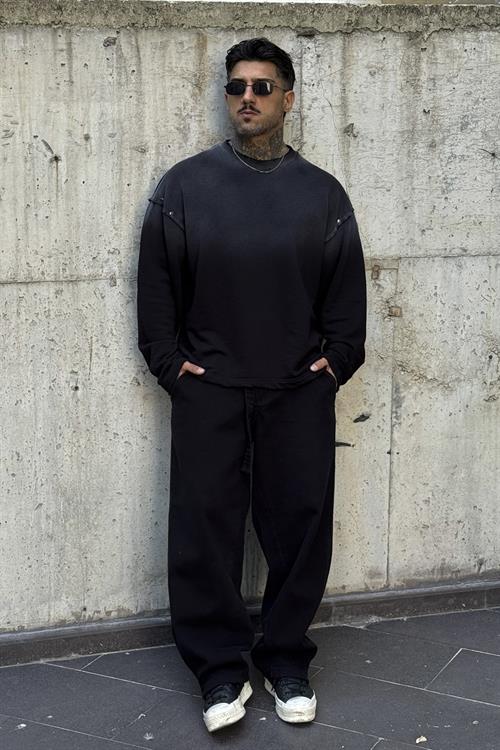 Blackout Oversize Sweatshirt