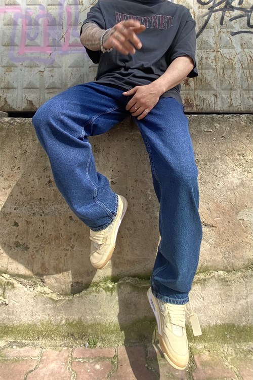 Dark blue baggy jean