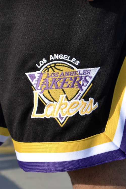 Lakers siyah şort