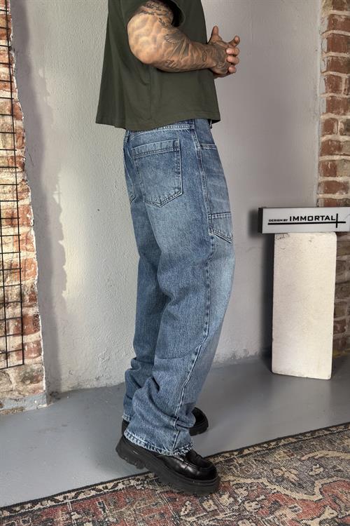 Loose Fit Jean