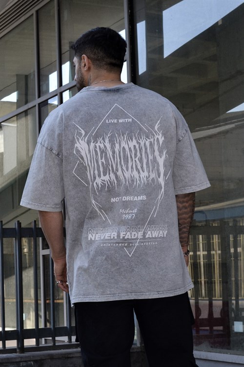 Memories acid wash tshirt