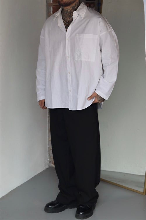 Minimal Form Beyaz Oversize Gömlek