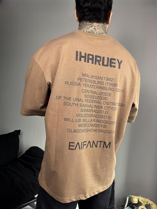 Noir Street Oversize Tshirt