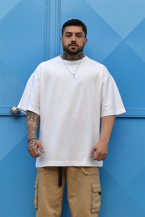 Oversize basic beyaz tshirt