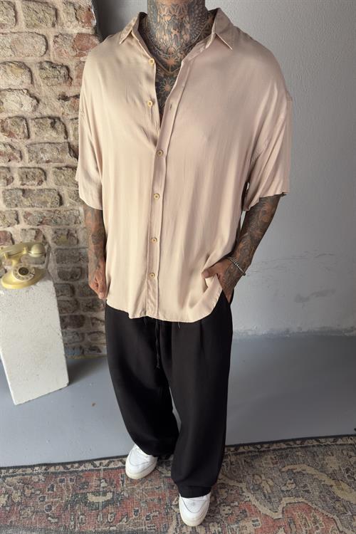 Oversize bej kısa kollu gömlek