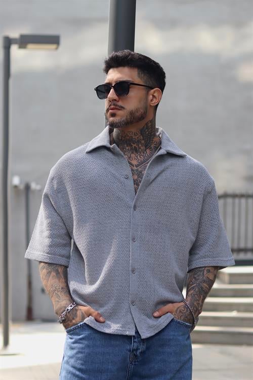 Oversize gri örme gömlek