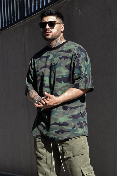 Oversize kamuflaj t-shirt