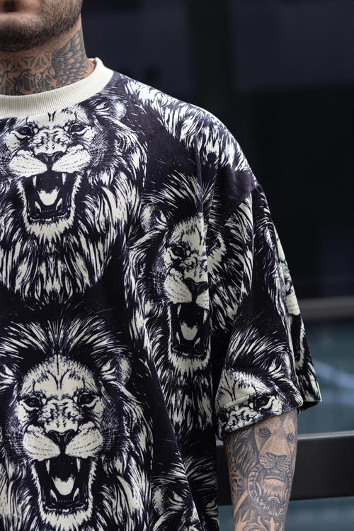 Oversize lion tshirt