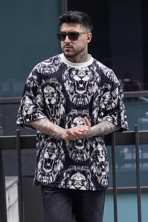 Oversize lion tshirt