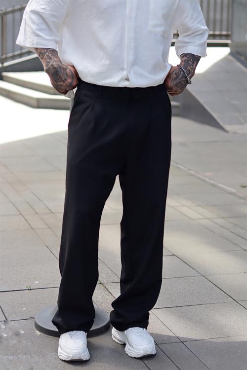 Pileli siyah baggy pantolon
