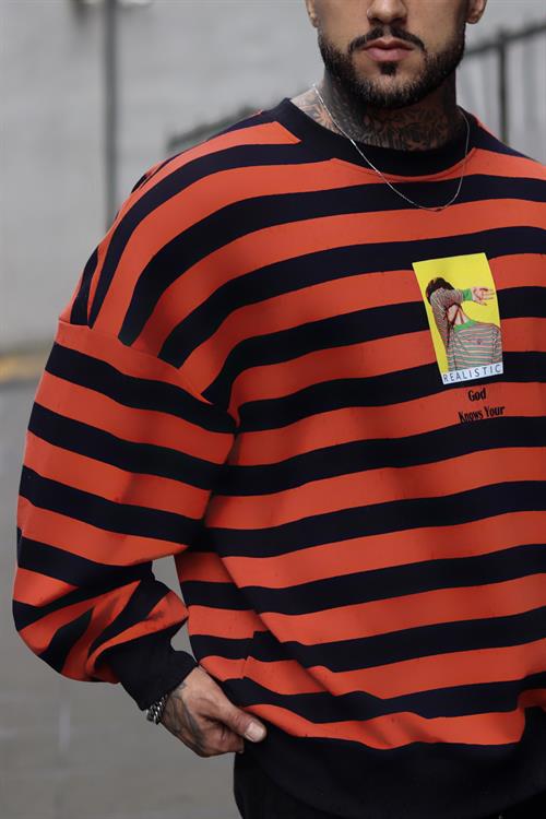 Realistic oversize sweatshirt