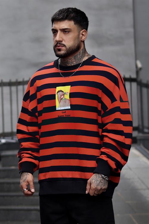 Realistic oversize sweatshirt