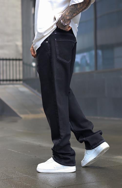 Siyah dikiş detaylı baggy pantolon
