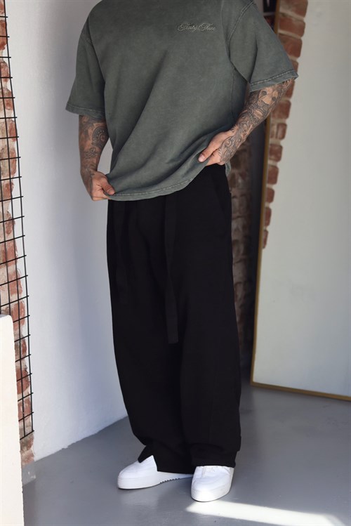 Siyah Kemerli Baggy Pantolon