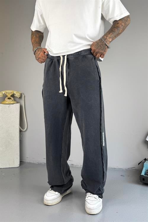 Stone Washed Siyah Pantolon